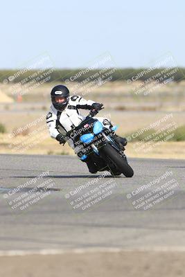 media/Oct-13-2025-Lets Ride (Mon) [[1a1cd08581]]/B Group/1020am (Sweeper)/